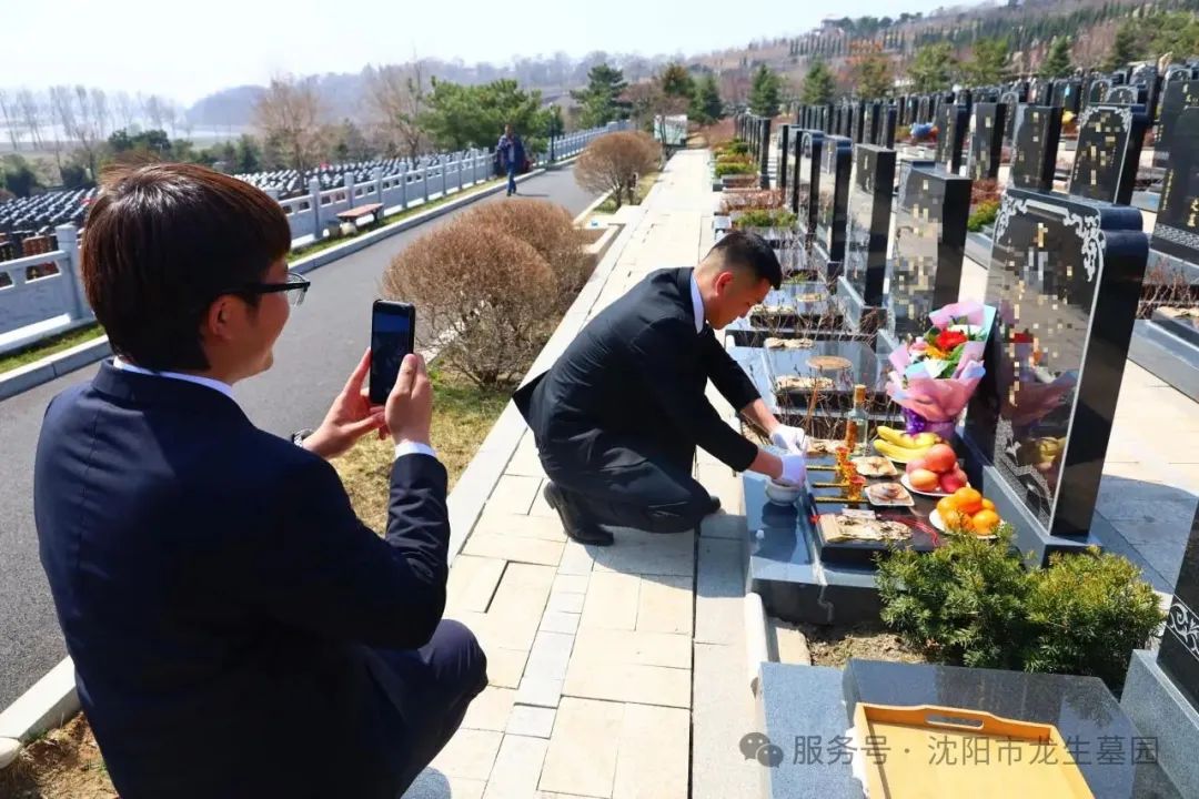 “心香遥寄，灯火传情