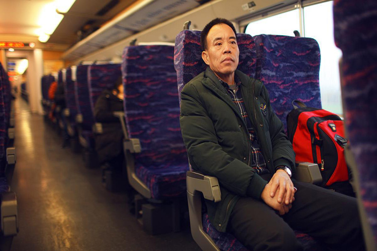 沈阳墓园前十位龙生墓园网讲述“灵魂摆渡人”刘德文：16年背200百位台湾老兵魂归故里