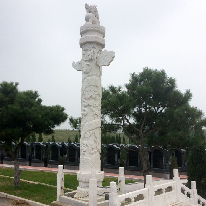 墓园中的华表,沈阳哪家墓园有华表